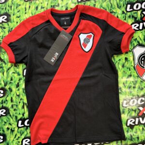 Remera Banda Niños Negra – River Plate Licencia Oficial