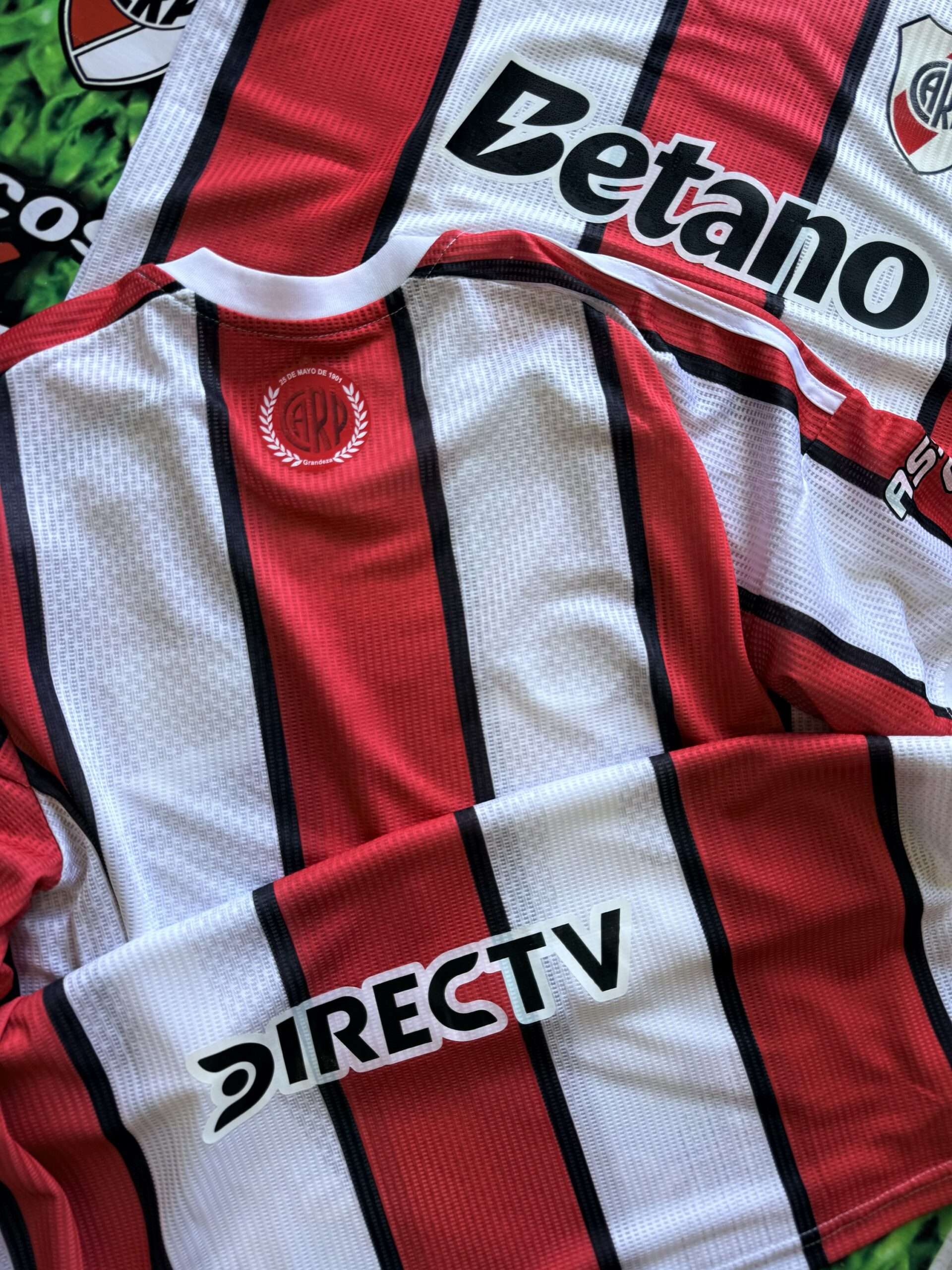 Camiseta Altern. Tricolor 26/27 River Plate (TPU) - Imagen 5